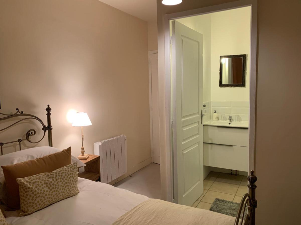 Bar 145 Motel Droux Екстериор снимка