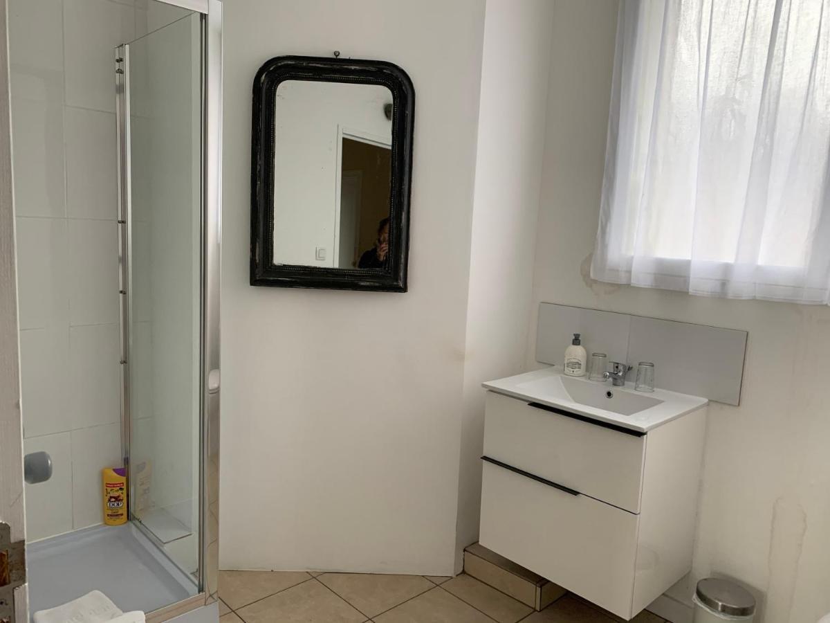 Bar 145 Motel Droux Екстериор снимка